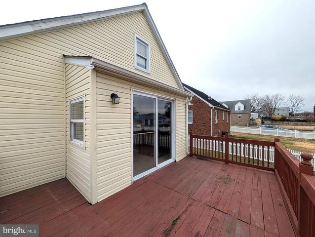 7718 TRAPPE RD, Dundalk, MD 21222