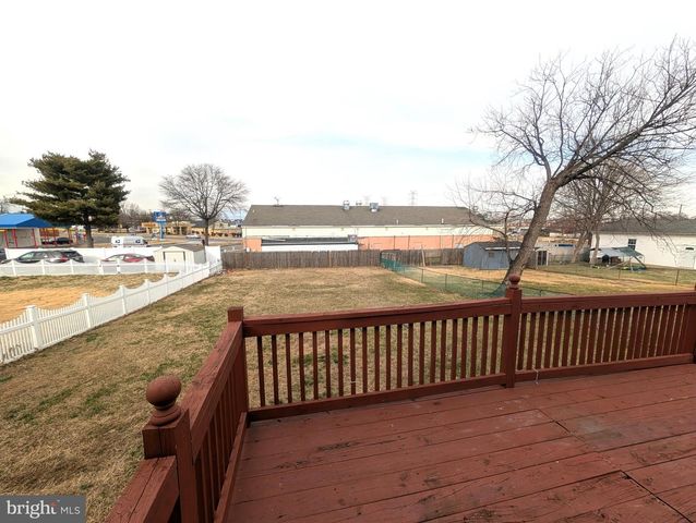 7718 TRAPPE RD, Dundalk, MD 21222