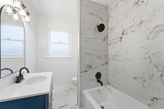 201 Onyx St, Mt Oliver, PA 15210