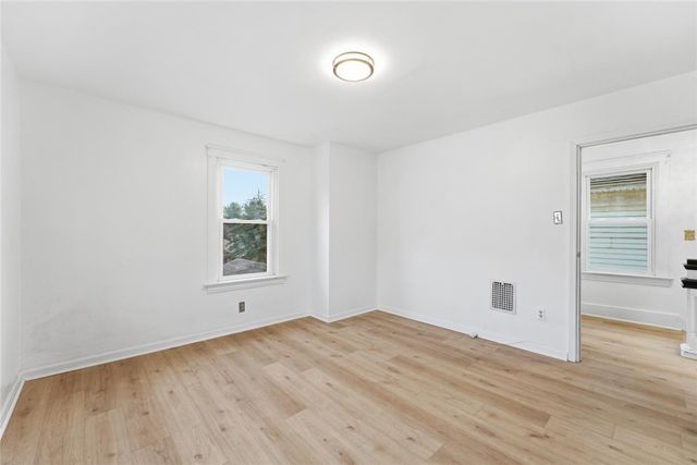 201 Onyx St, Mt Oliver, PA 15210