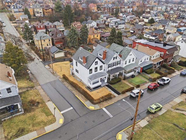 201 Onyx St, Mt Oliver, PA 15210