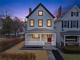 201 Onyx St, Mt Oliver, PA 15210