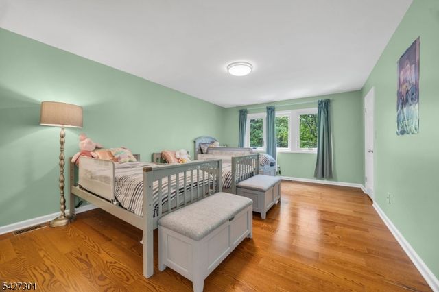 109 Bond St, Bridgewater Twp., NJ 08807
