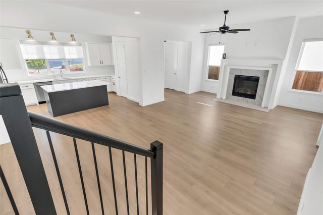 6673 Lake Overlook Drive, Fort Worth, TX 76135