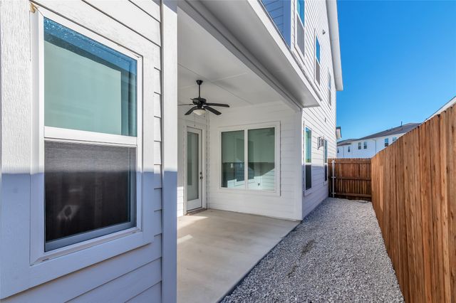 6673 Lake Overlook Drive, Fort Worth, TX 76135