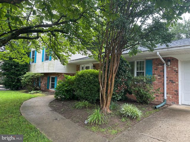 2505 ROCKY BRANCH RD, Vienna, VA 22181