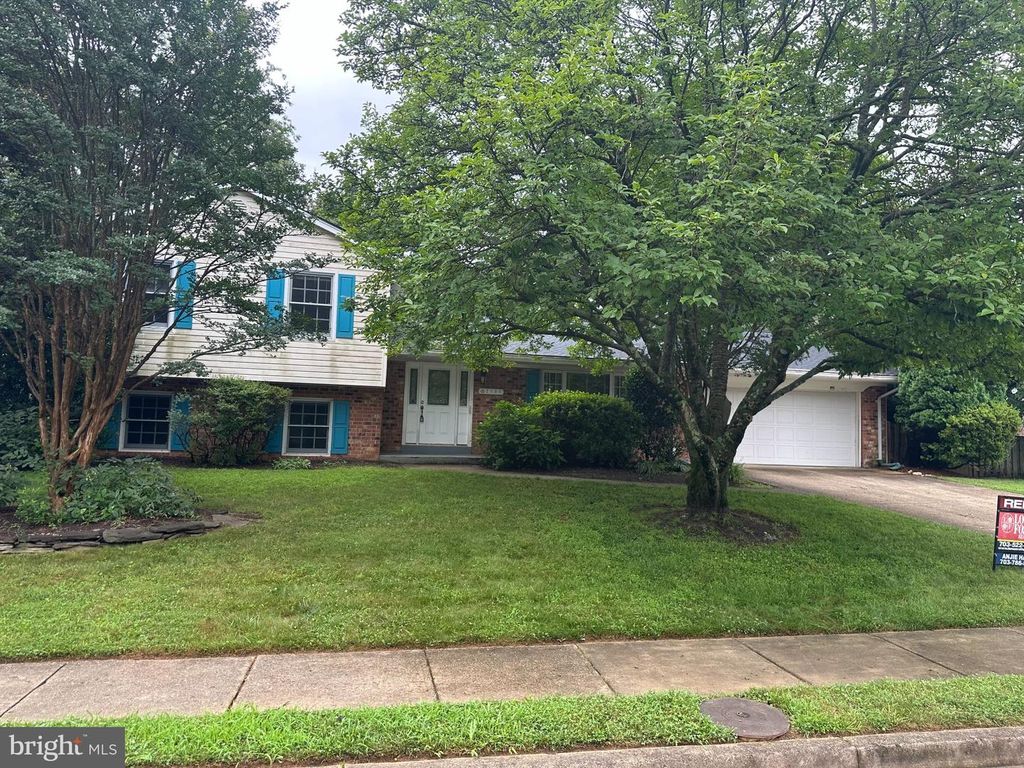 2505 ROCKY BRANCH RD, Vienna, VA 22181
