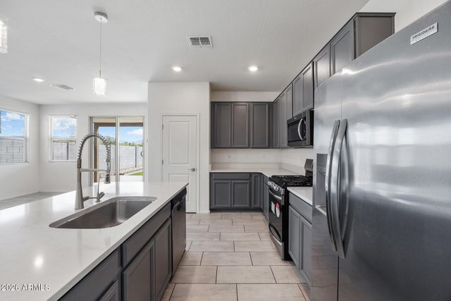 2435 W KOWALSKY Lane, Phoenix, AZ 85041