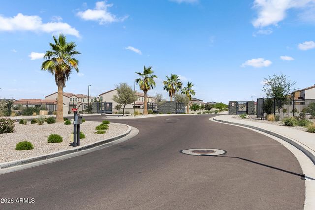 2435 W KOWALSKY Lane, Phoenix, AZ 85041