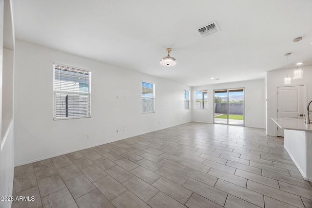 2435 W KOWALSKY Lane, Phoenix, AZ 85041