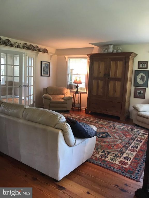 409 COOK MOUNTAIN DR, Brightwood, VA 22715