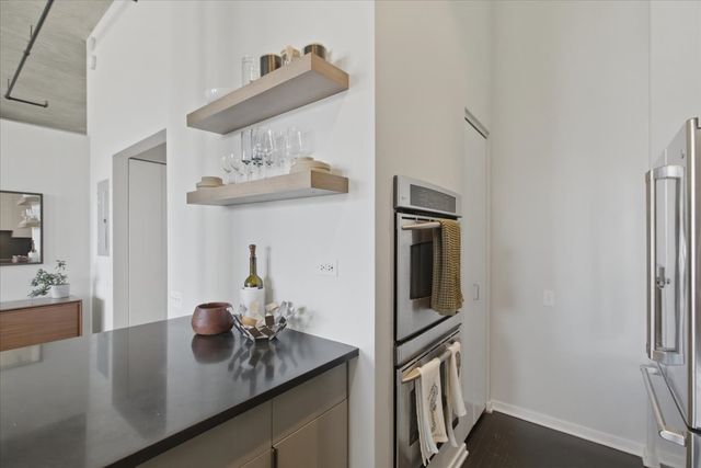 900 N KINGSBURY Street 1166, Chicago, IL 60610