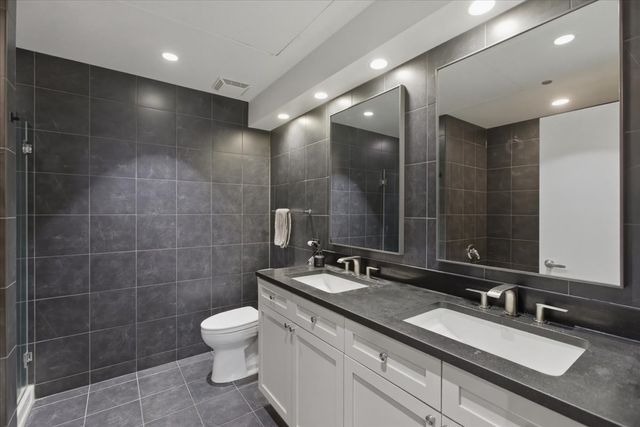 900 N KINGSBURY Street 1166, Chicago, IL 60610