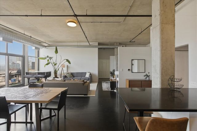 900 N KINGSBURY Street 1166, Chicago, IL 60610