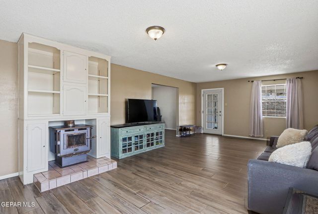 3431 WICKHAM Avenue, El Paso, TX 79904