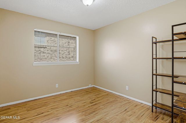 3431 WICKHAM Avenue, El Paso, TX 79904