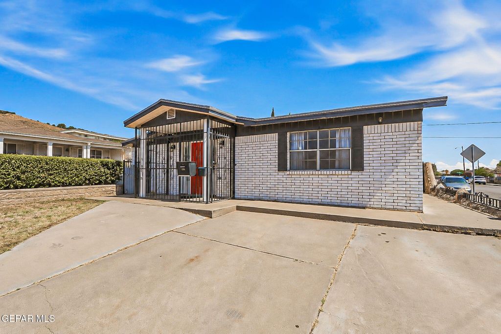 3431 WICKHAM Avenue, El Paso, TX 79904