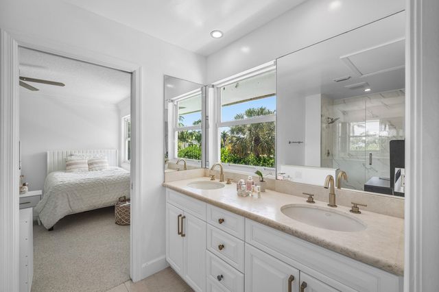139 Rotunda Drive, Jupiter, FL 33477