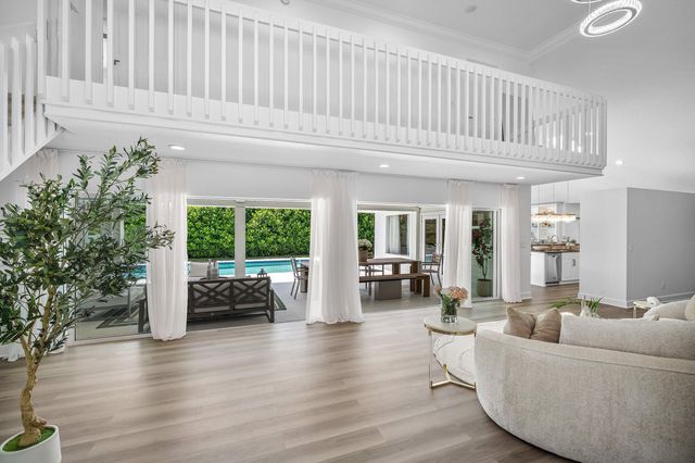 139 Rotunda Drive, Jupiter, FL 33477