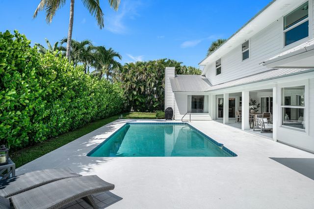 139 Rotunda Drive, Jupiter, FL 33477