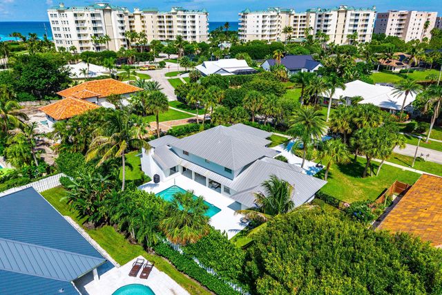 139 Rotunda Drive, Jupiter, FL 33477