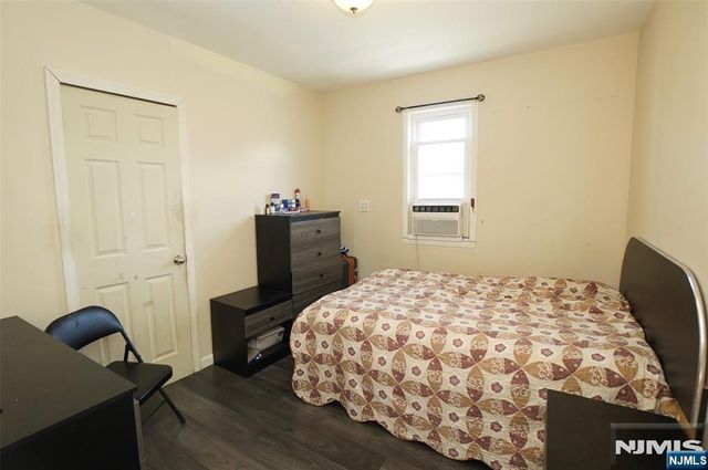 752 Highland, Newark, NJ 07104