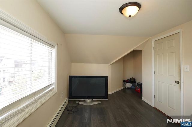 752 Highland, Newark, NJ 07104