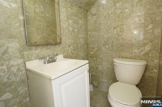 752 Highland, Newark, NJ 07104