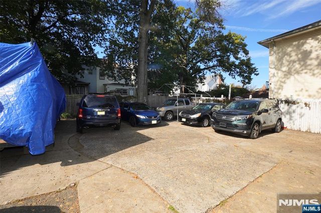 752 Highland, Newark, NJ 07104
