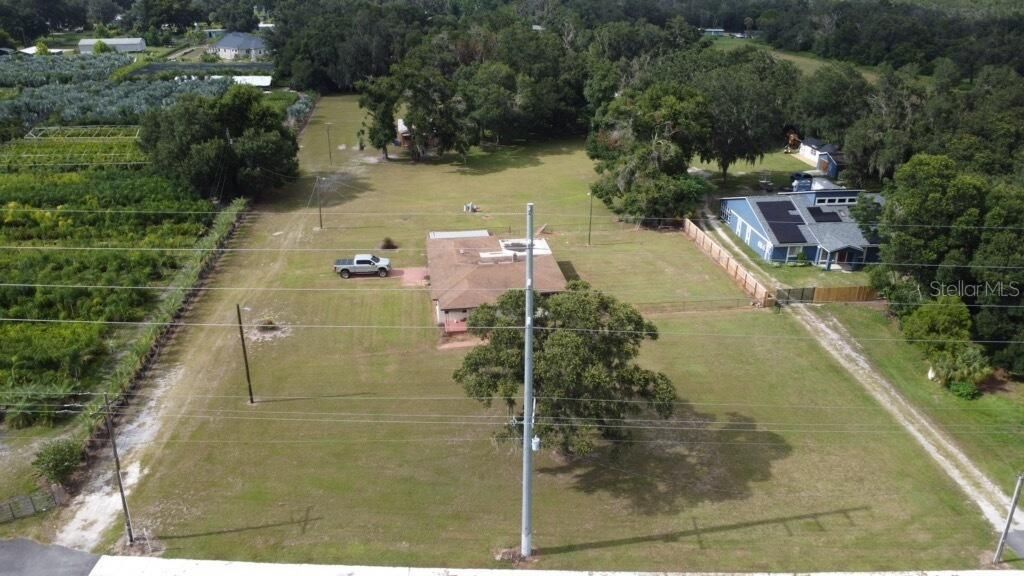 2806 E 60 HIGHWAY, Plant City, FL 33567
