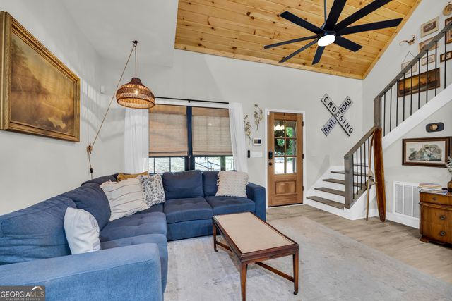 302 Gumlog Drive, Lavonia, GA 30553