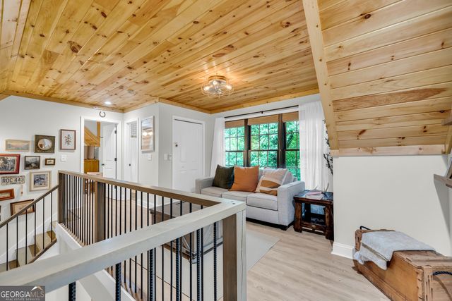302 Gumlog Drive, Lavonia, GA 30553