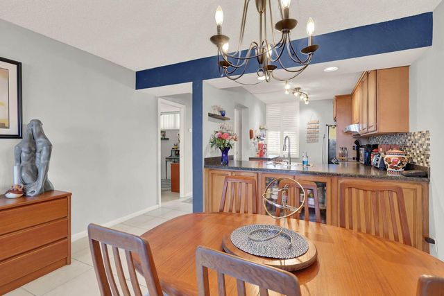 1950 SW Palm City Road 8-106, Stuart, FL 34994