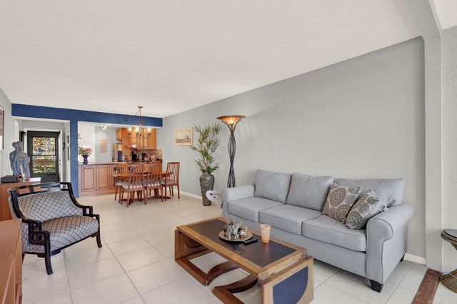 1950 SW Palm City Road 8-106, Stuart, FL 34994
