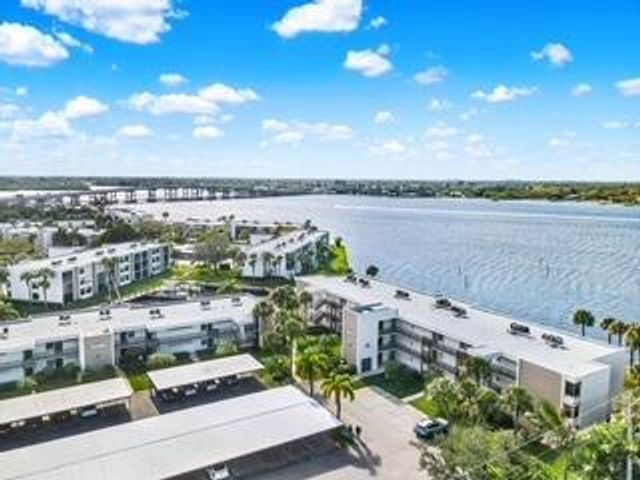 1950 SW Palm City Road 8-106, Stuart, FL 34994