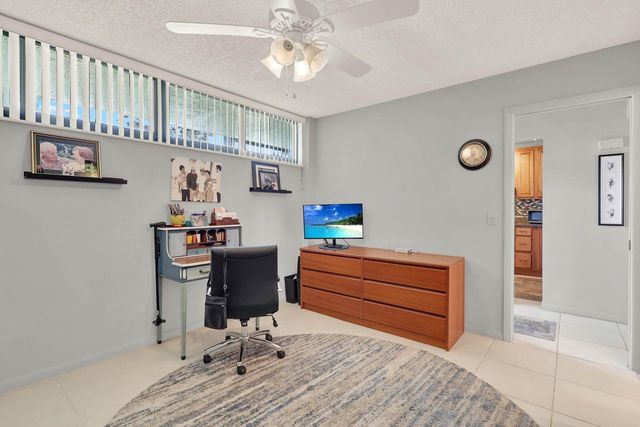 1950 SW Palm City Road 8-106, Stuart, FL 34994