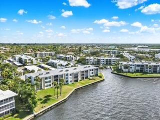 1950 SW Palm City Road 8-106, Stuart, FL 34994