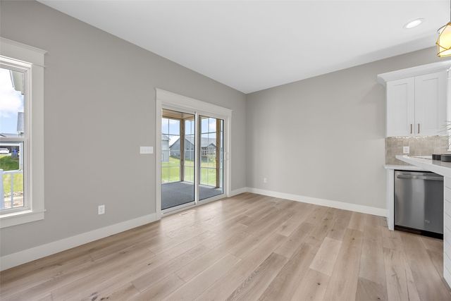 100 S Seven Oaks Road, North Liberty, IA 52317