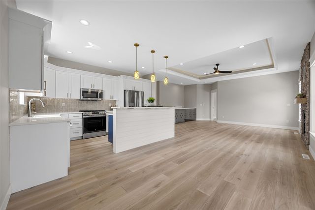 100 S Seven Oaks Road, North Liberty, IA 52317