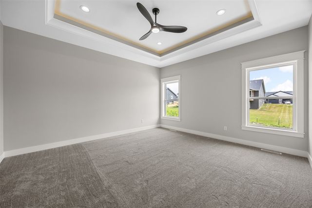 100 S Seven Oaks Road, North Liberty, IA 52317