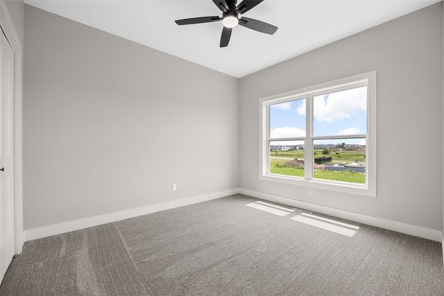100 S Seven Oaks Road, North Liberty, IA 52317