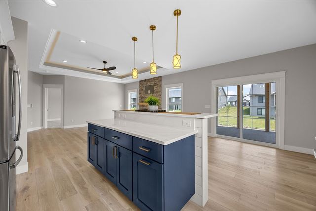 100 S Seven Oaks Road, North Liberty, IA 52317