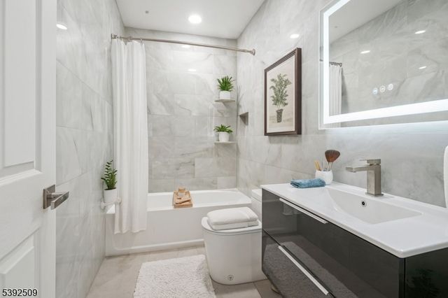 353 Claredon Pl, City Of Orange Twp., NJ 07050