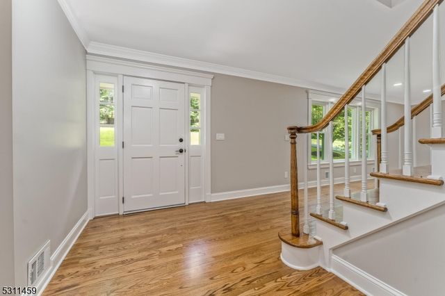 56 Mountainside Rd, Mendham Boro, NJ 07945