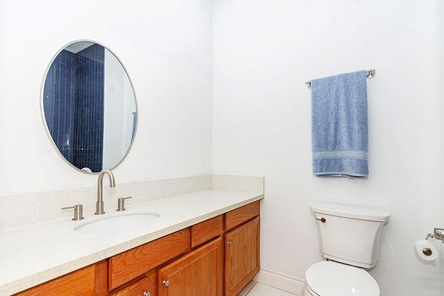 9120 Lakes At 610 Drive, Houston, TX 77054