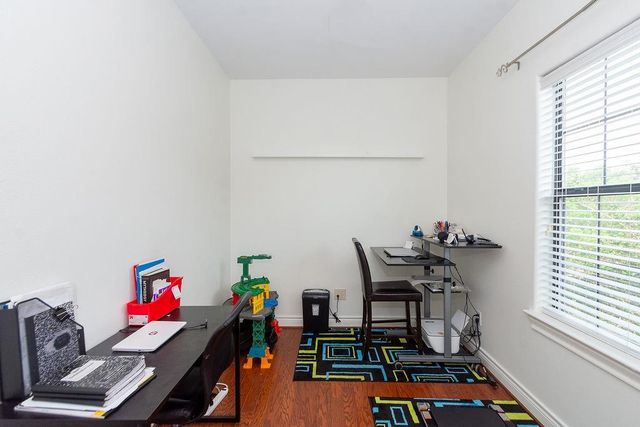 9120 Lakes At 610 Drive, Houston, TX 77054