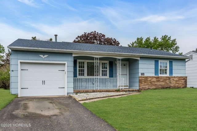 112 Georgetown Road, Toms River, NJ 08757