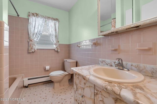 112 Georgetown Road, Toms River, NJ 08757