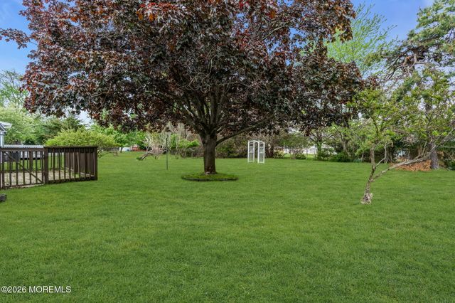 112 Georgetown Road, Toms River, NJ 08757