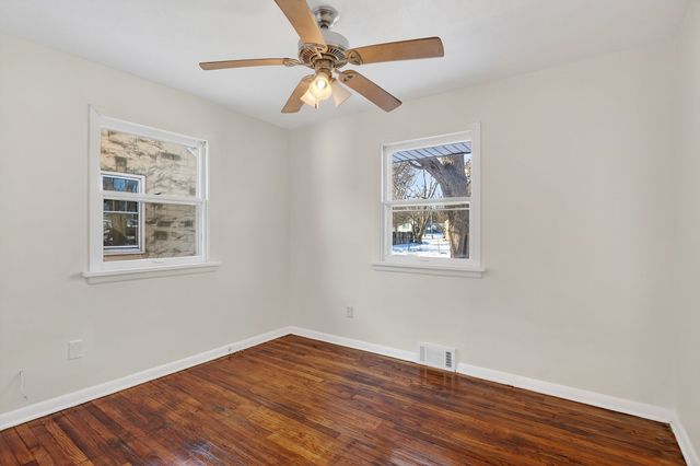 406 Bayliss Avenue, Rockford, IL 61101